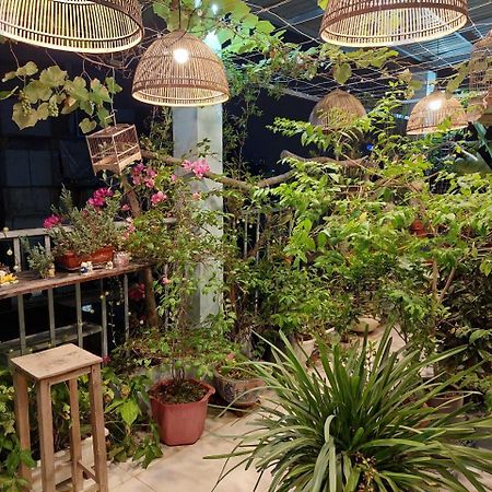 Alley Homestay Ханой Экстерьер фото